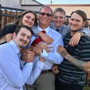 Meet your Posher, Dale